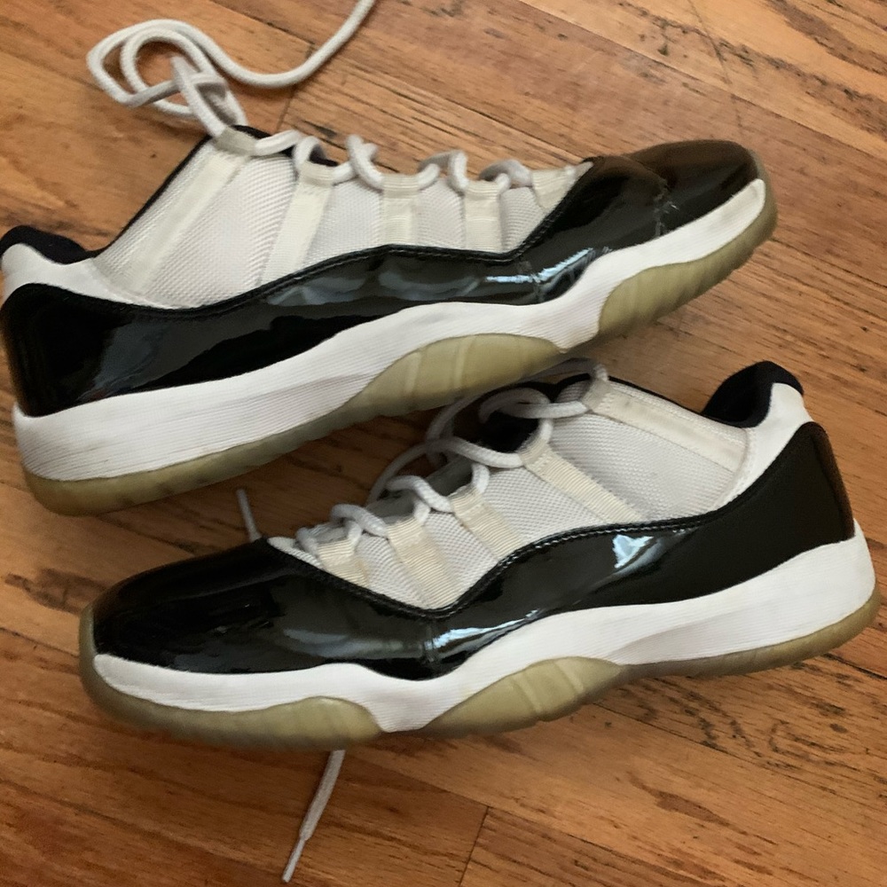 Nike air Jordan 11 low concord